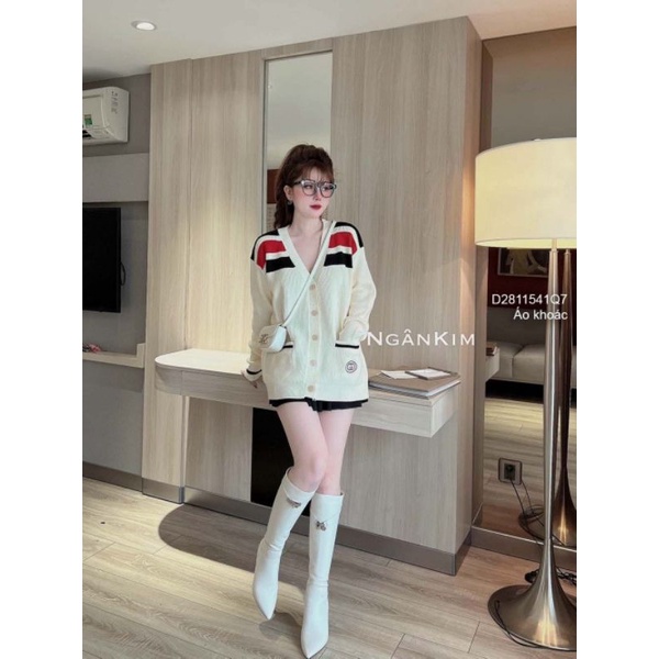 Áo khoác len cardigan cổ tim tay dài có túi vai phối sọc màu gài nút hàng QC!