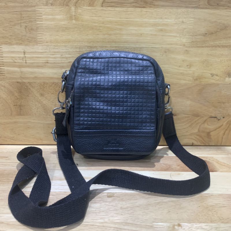 Túi chéo nữ mini da thật secondhand  12251122