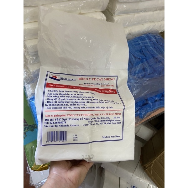 Bông y tế cắt sẵn 0,5kg bông Bình Minh kích thước 7x7cm.