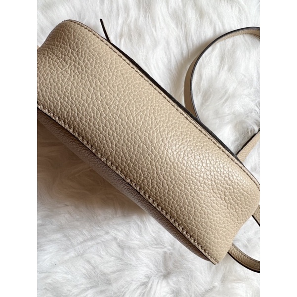 Túi đeo chéo nữ Furla