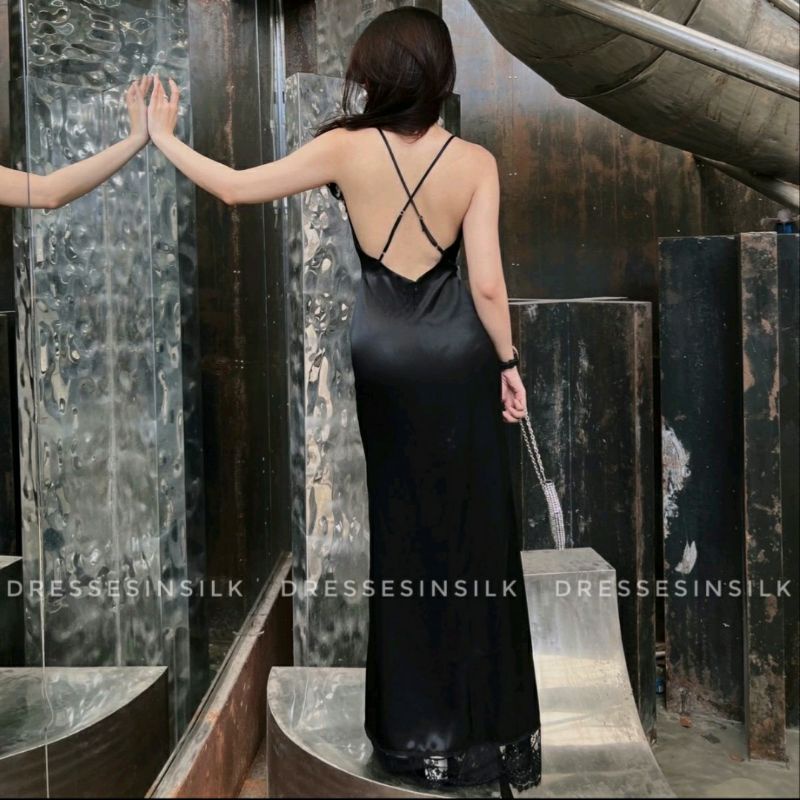 Đầm lụa dạ hội phối ren