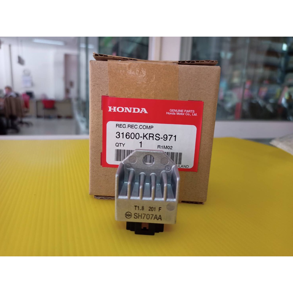 Tấm sạc HONDA WAVE100 / 100S / 110 Model 31600-KRS-971 cũ