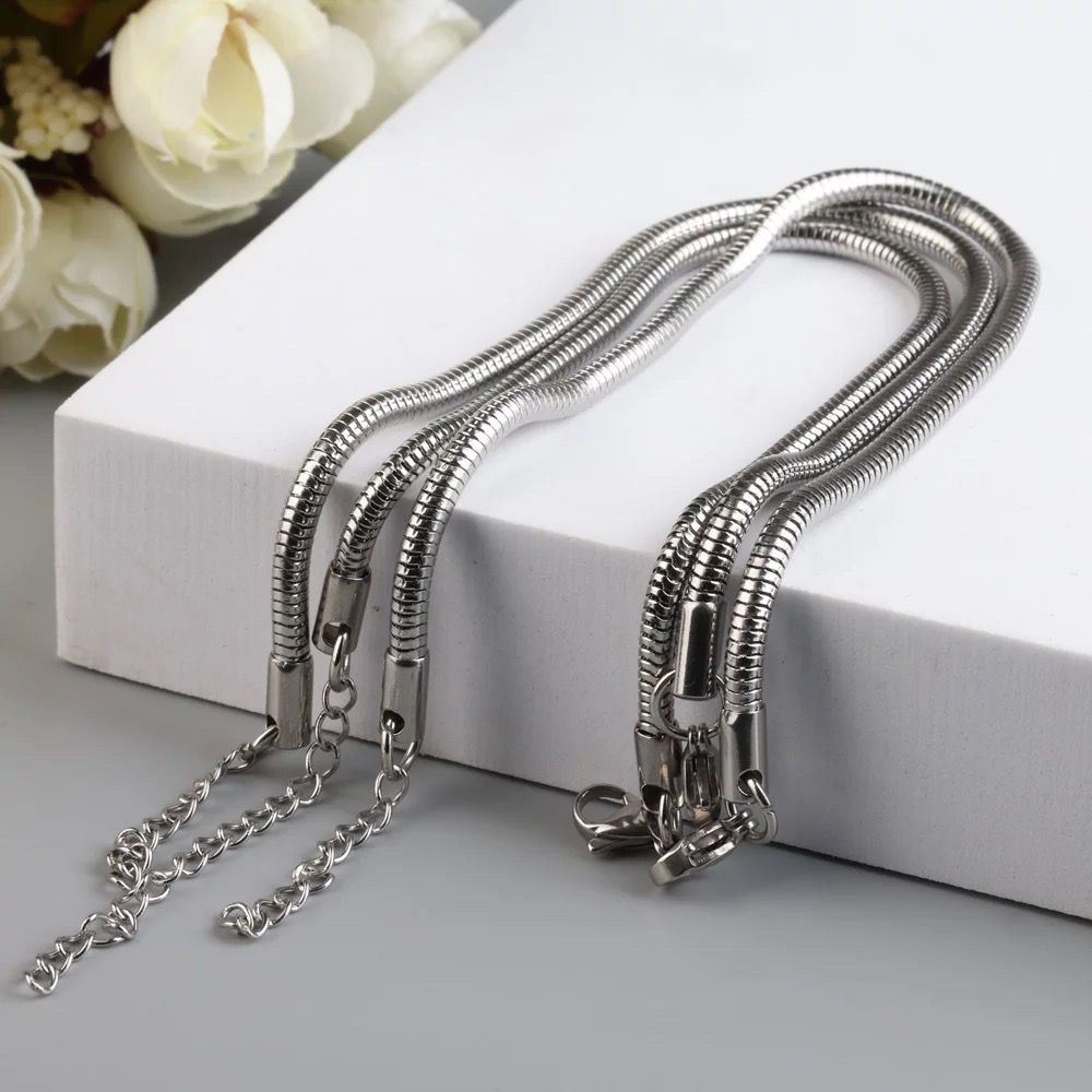 Vòng Tay Xương Rắn Bằng Thép Titan Cao Cấp Cá Tính Cho Nam
