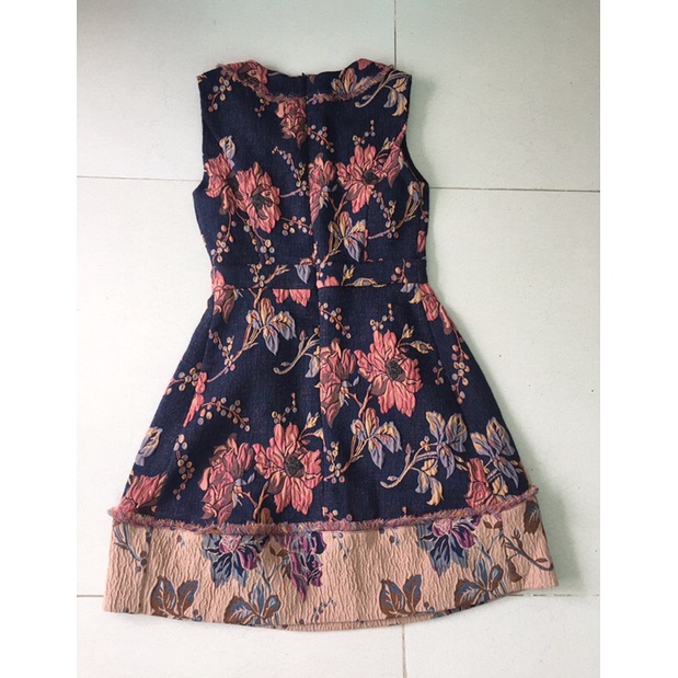 Đầm Sisley Paris xách tay