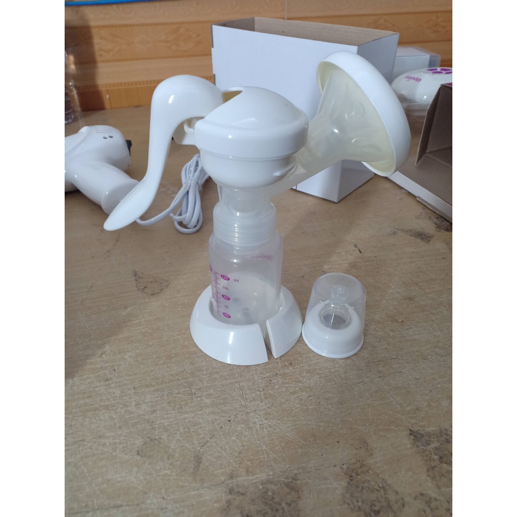 Máy hút sữa thông minh có mát xa silicone Upass. 2 phiên bản cho mẹ; máy vắt cầm tay UP1637 và máy hút sữa điện UP1642