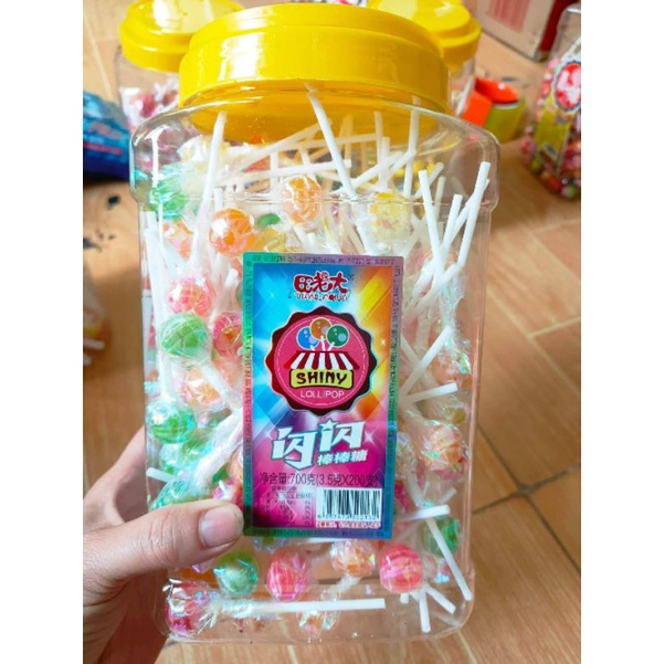 Com bo 50 cây kẹo mút mini Mix các vị trái cây cho bé