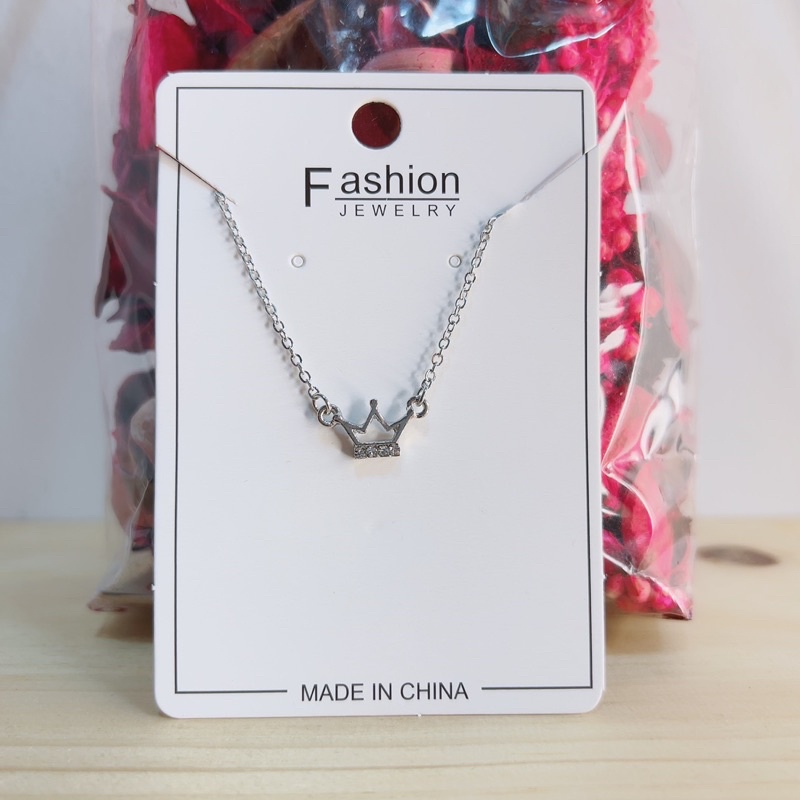 dây chuyền hình vương miện xinh xắn, vòng cổ nhỏ nhắn phong cách tiểu thư