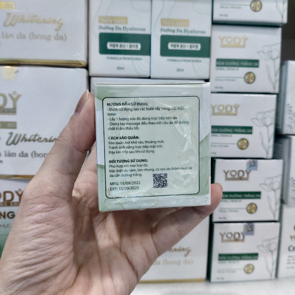 Kem nhã nám Collagen hỗ trợ nám kích bong da nhanh khi tái tạo