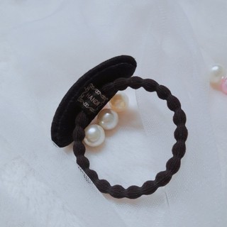 Cột tóc thêu tay handmade