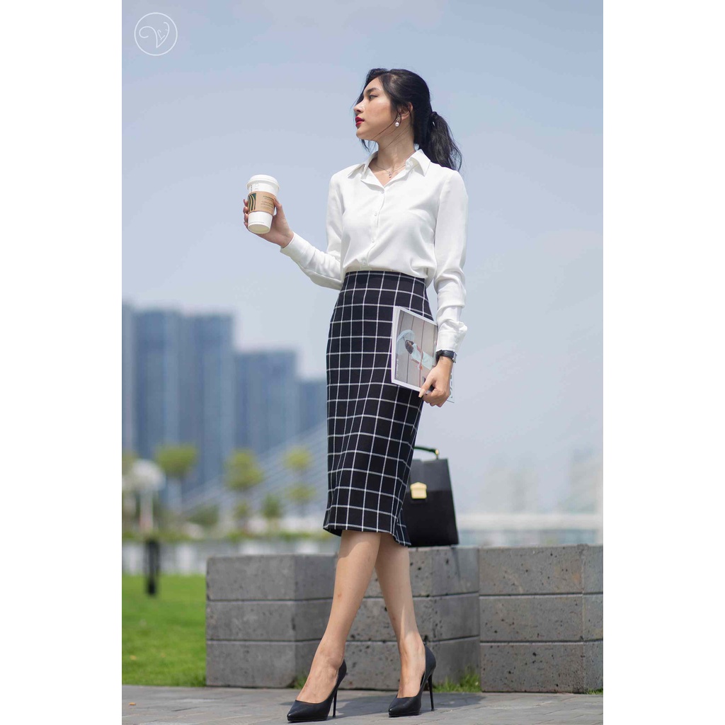 Carolyn Skirt - Chân váy bút chì công sở cao cấp thiết kế bởi Anmier - Phong cách cổ điển, sang trọng, thanh lịch