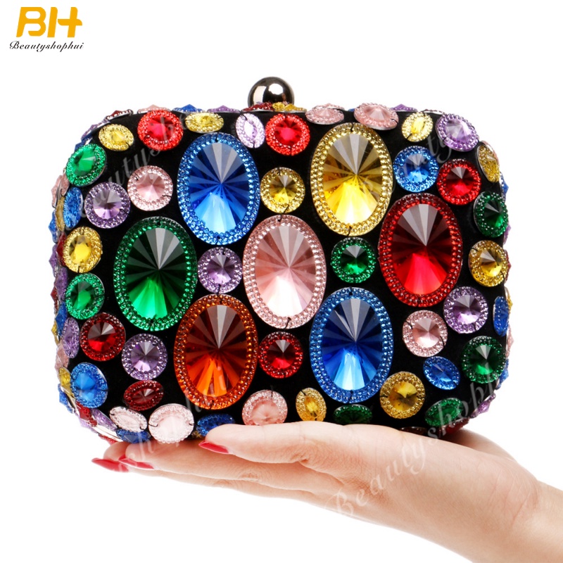 Ví Dự Tiệc Thêu Họa Tiết Phong Cách Âu Mỹ Sang Trọng Cho Nữ