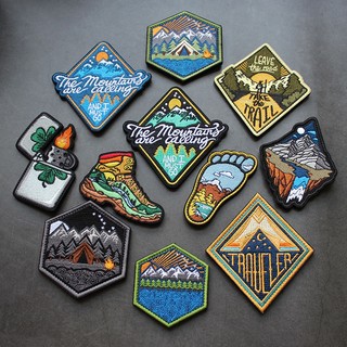 Sticker ủi thêu hình cánh tay 3d cho xe hơi