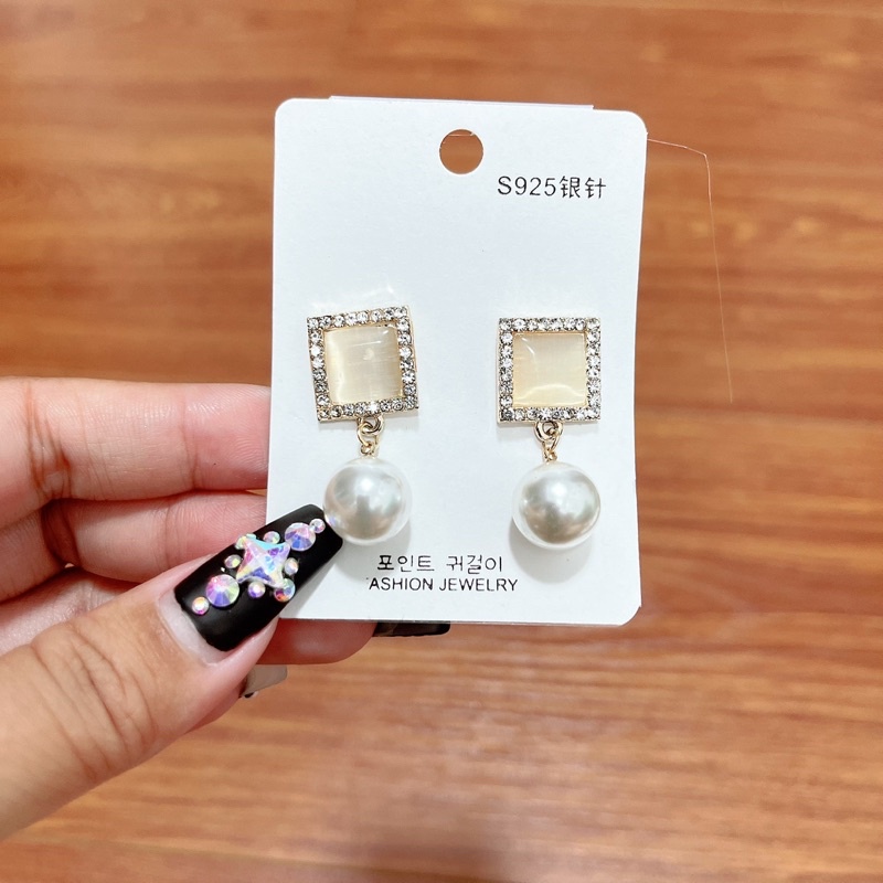 bông tai đính đá nhiều vòng sang chảnh, khuyên tai đá mắt mèo