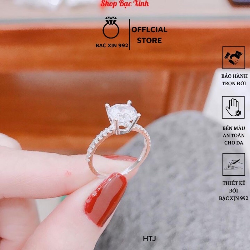 Nhẫn bạc nữ KWJ, bốn chấu full đá.