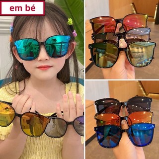 Kính mắt mèo cho bé