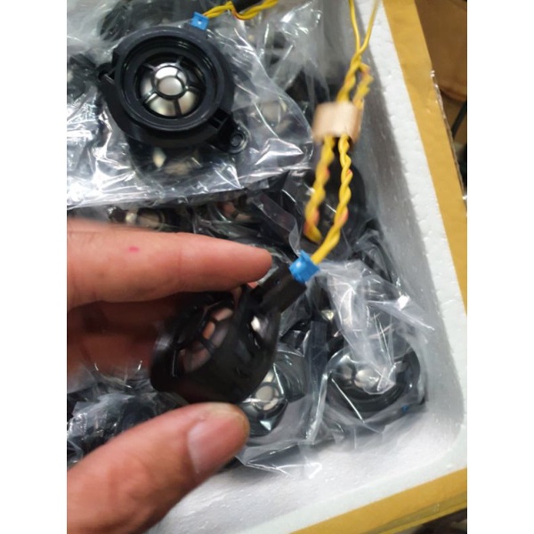 1 cặp loa chép trắng từ neo mũi nhôm cực hay. Giá 2 cái