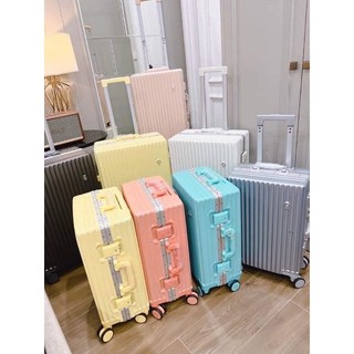 Vali khung nhôm R831 cao cấp chống rạch móc,chống va đập tốt.Bảo hành sản phẩm 5 năm