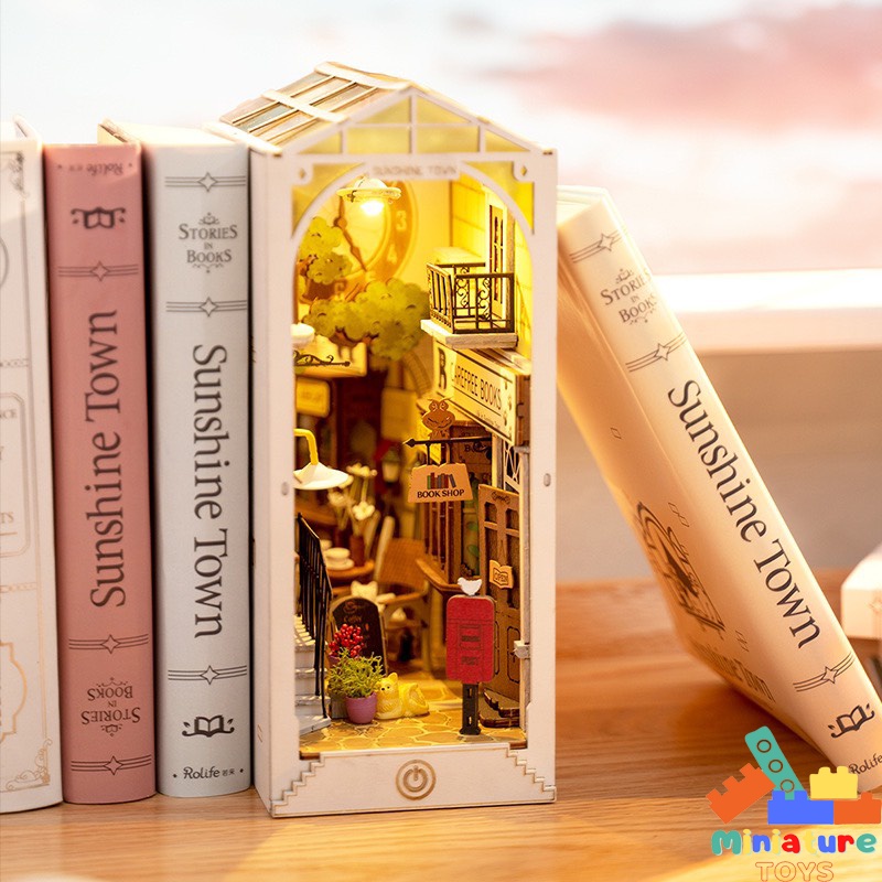 Mô hình Book nook DIY lắp ghép lắp ráp bằng gỗ 3D Rolife Sunshine Town TGB02 - Quà tặng trang trí
