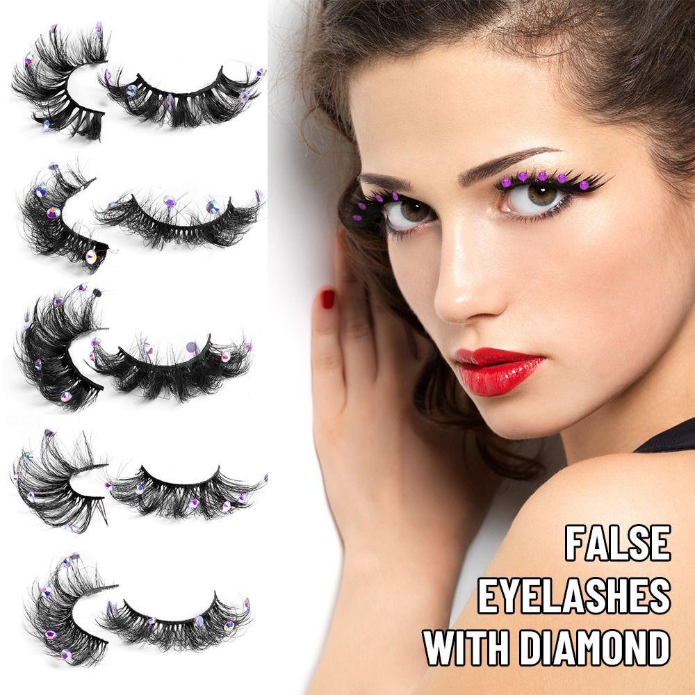 Lông Mi Giả Mềm Mịn Với Thiết Kế Vỏ Lấp Lánh Sang Trọng