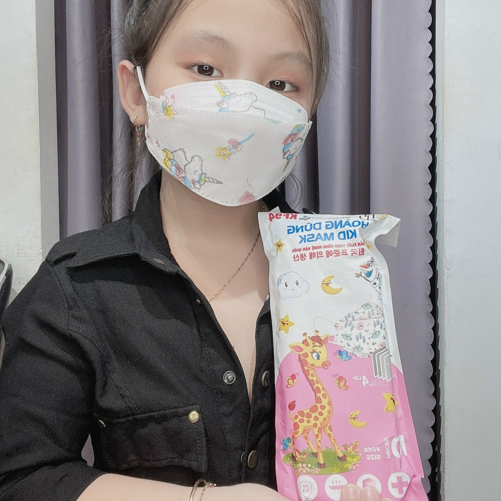 Hoàng Dũng Kid, chính hãng, kháng khuẩn, 4 lớp, dày dặn, dây đeo rộng không đau tai