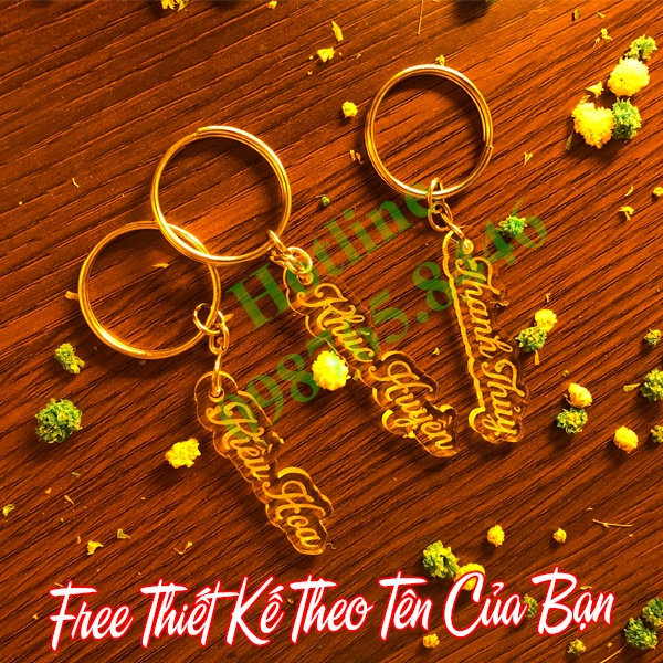 Móc khóa mica khắc tên theo yêu cầu