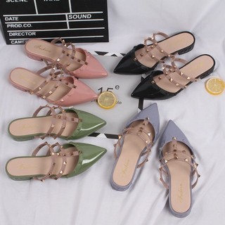 Giày sandal mũi nhọn đính đinh tán thời trang mùa hè mới cho nữ