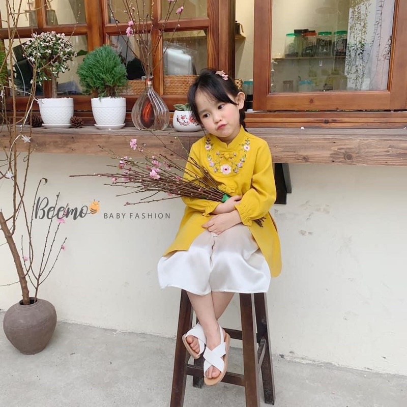 Set áo dài nhung tăm thêu hoa kèm quần cho bé gái từ 8-23kg