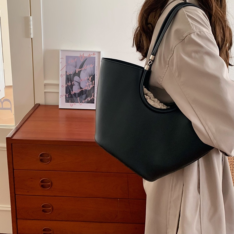 Túi Đeo Vai Màu Nâu Cỡ Lớn Thời Trang Cho Nữ