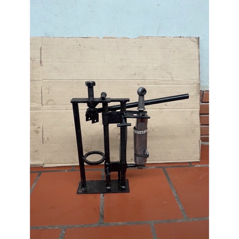 Vam  phuộc xe máy đa năng