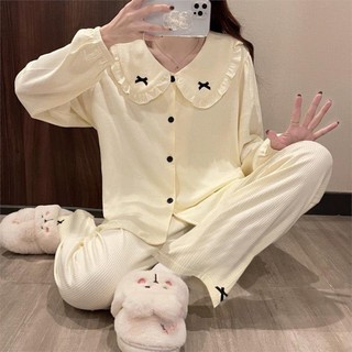 Bộ nữ tiểu thư cổ sen đính nơ đen