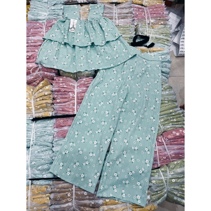 Set hoa nhí quần ống rộng dài ảnh tự chụp - áo hai dây to bản 2 tầng - đồ bộ hoa mẫu mới sành điệu