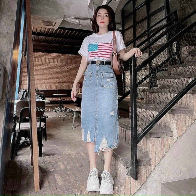 CHÂN VÁY BÒ TÚI HỘP RÁCH GẤU #064