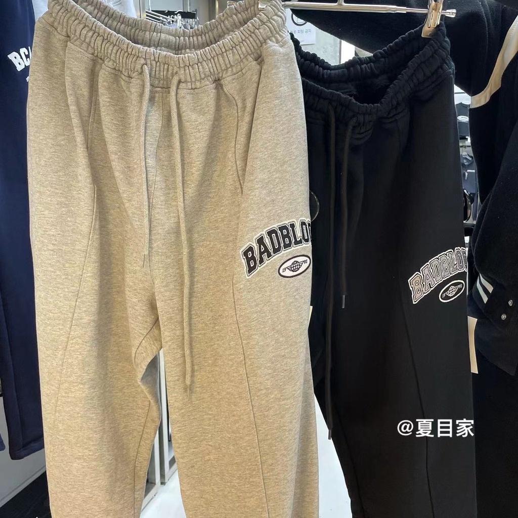 Quần Dài Thể Thao Ống Rộng Màu Đen Phong Cách Đường Phố Thời Trang Thu Đông 2022