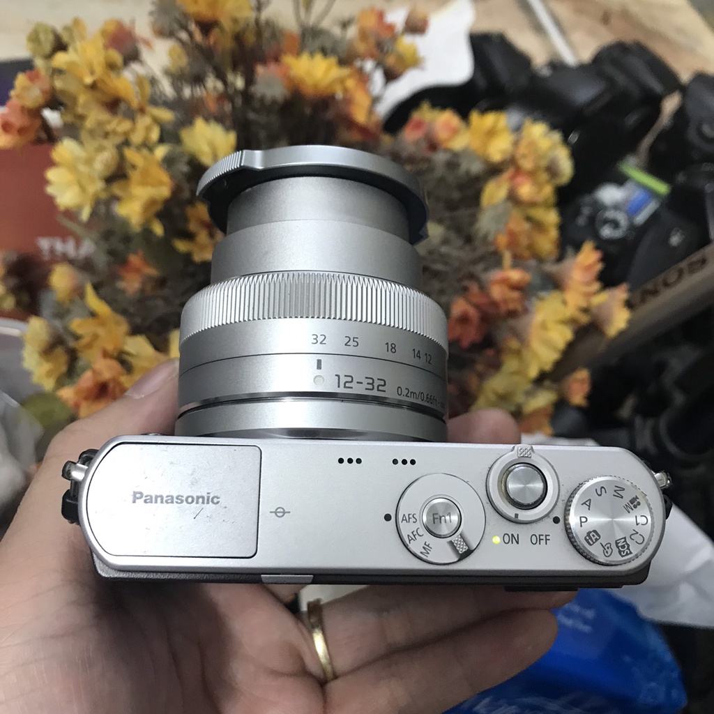 Máy ảnh Lumix GM1S+12-32 quay fullHD file Mp4