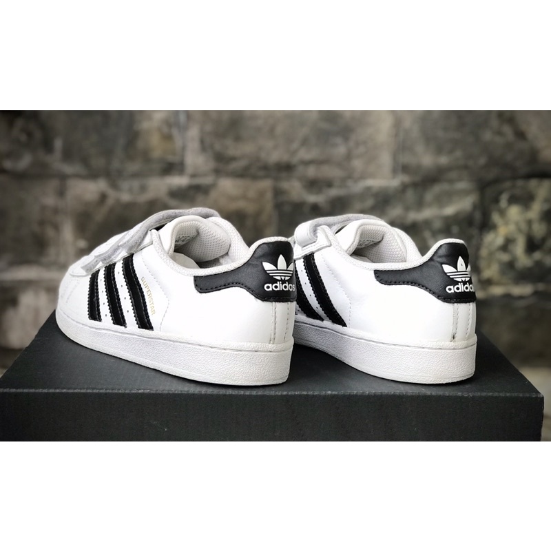 Giày Adidas Superstar cho bé-size 33