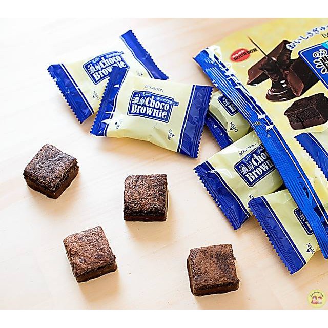 Bánh bông lan Bourbon Choco Brownie 128g Nhật Bản