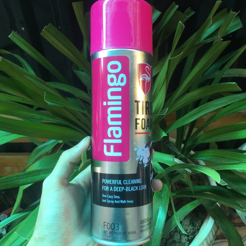 Xịt vệ sinh-dưỡng bóng lốp Flamigo Tire Foam F003