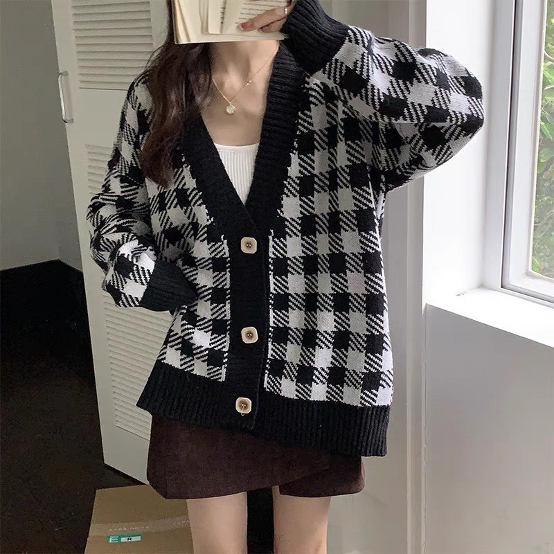 Áo len cardigan kẻ ô dài tay  dáng rộng, áo khoác cardigan kẻ ô form rộng dài tay dày dặn màu nâu đen PIKA.CLOTHINGG