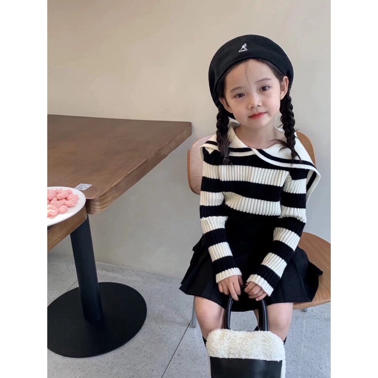 Set Váy Thu Đông Cho Bé Gái WOWKIDS Chất Len Tắm Dày Dặn Kèm Chân Váy Dập Ly