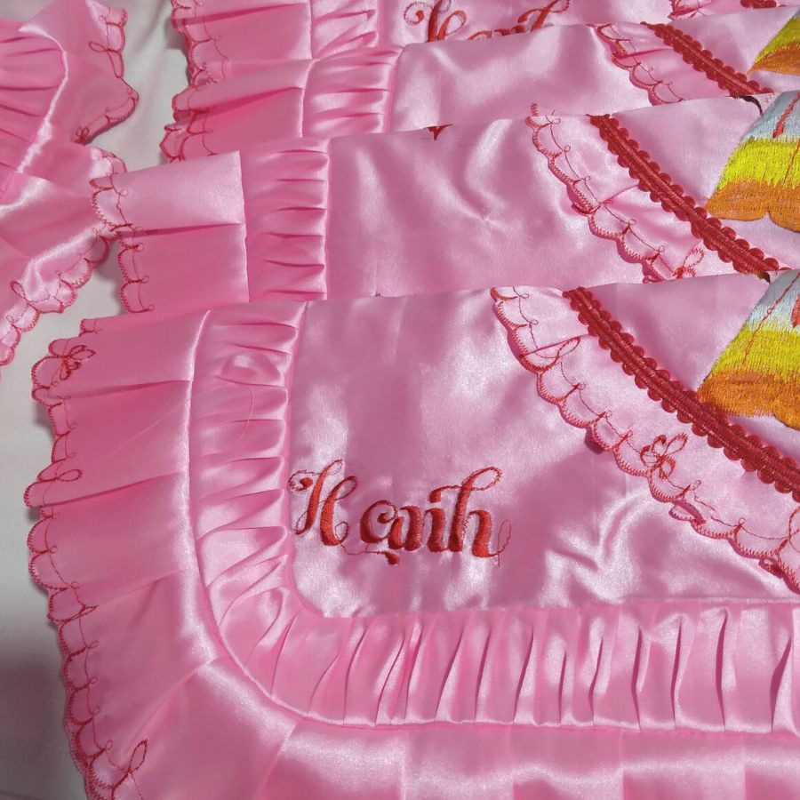 Áo Gối Cưới Thêu Chử Trăm Năm Hạnh Phúc Vải Phi Bóng Trơn Màu Hồng