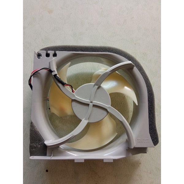 Quạt 12v tháo máy