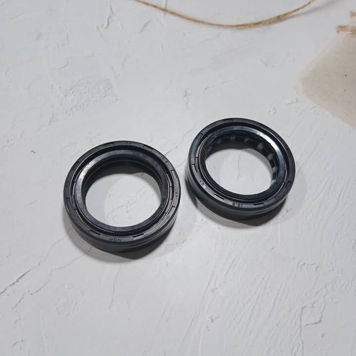 ( Giá 2 cái ) Phốt phuộc trước Winner , Lead / Phớt giảm sóc trước Winner