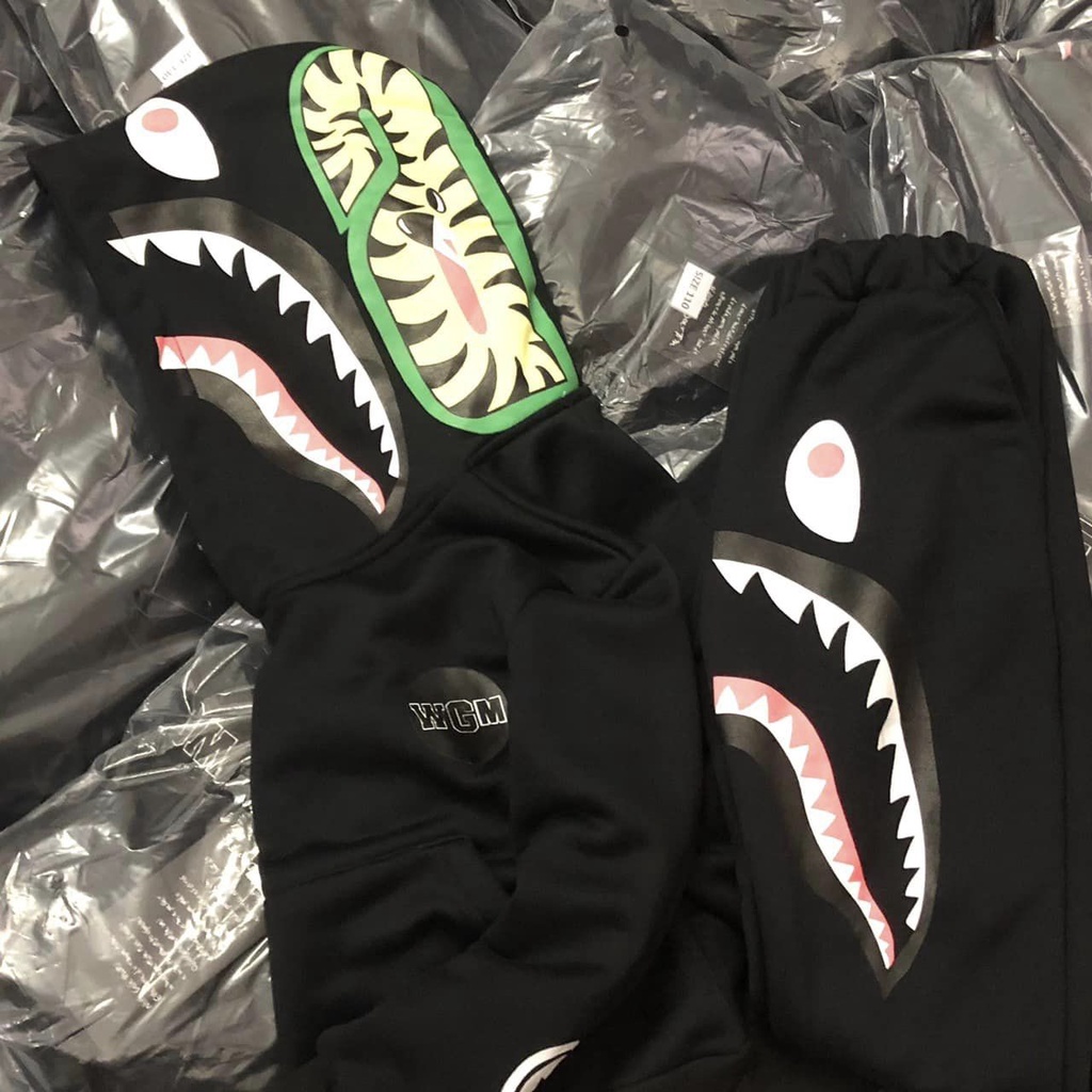 Bộ nỉ hoodie đen Bape có mũ cho bé trai 15-30kg