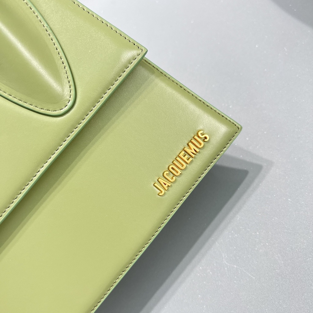 Túi xách Jacquemus le chiquito quai ngắn size 24x18x10cm