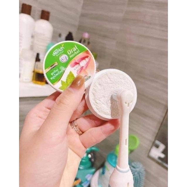 Kem trắng răng DERRICH ORAL HERBAL Thái Lan