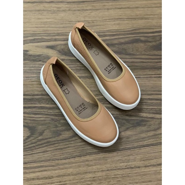 slip on Tamaris hàng nối chuyền