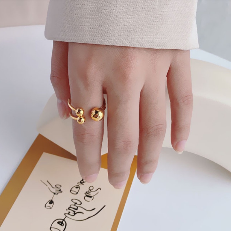 Nhẫn Nữ Ngón Trỏ 3 Trái Châu Chất Liệu Titan Không Han Rỉ TT 4458