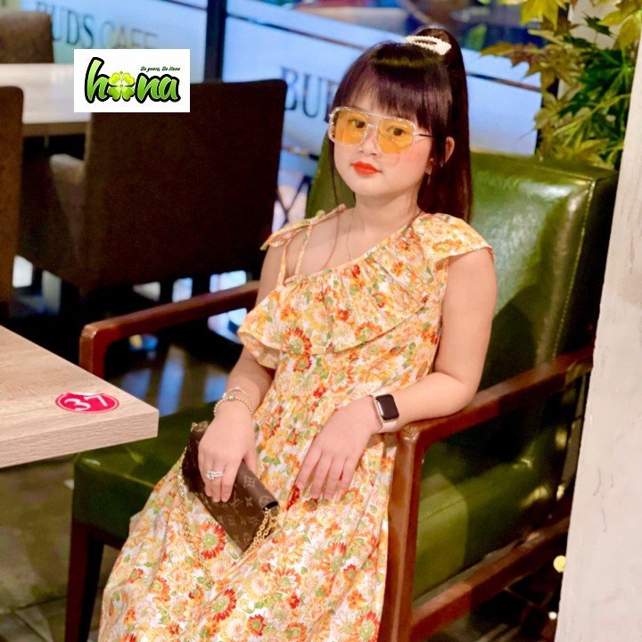 G0910 (13-31kg) Đầm lệch vai hoa sắc màu, chất vải kate cotton cho bé yêu tung tăng mùa hè