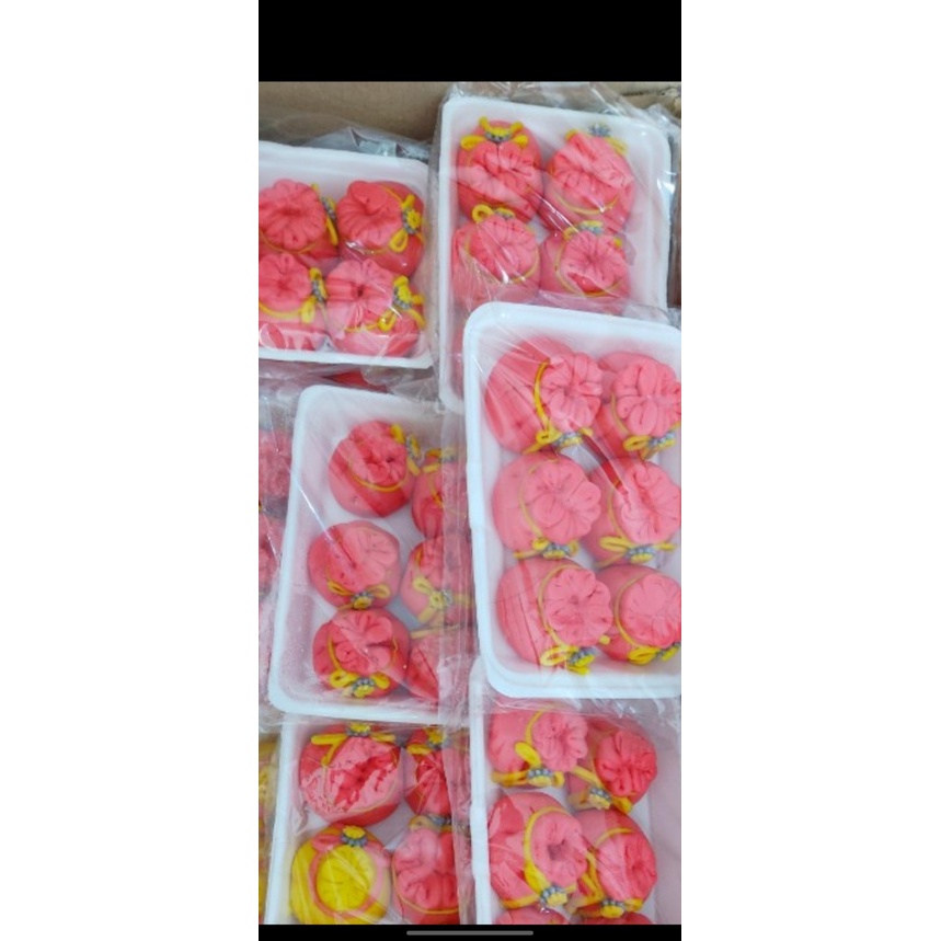 Bánh bao túi tiền vàng, đỏ