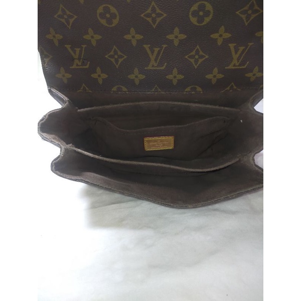 Túi xách si hiệu Louis Vuitton